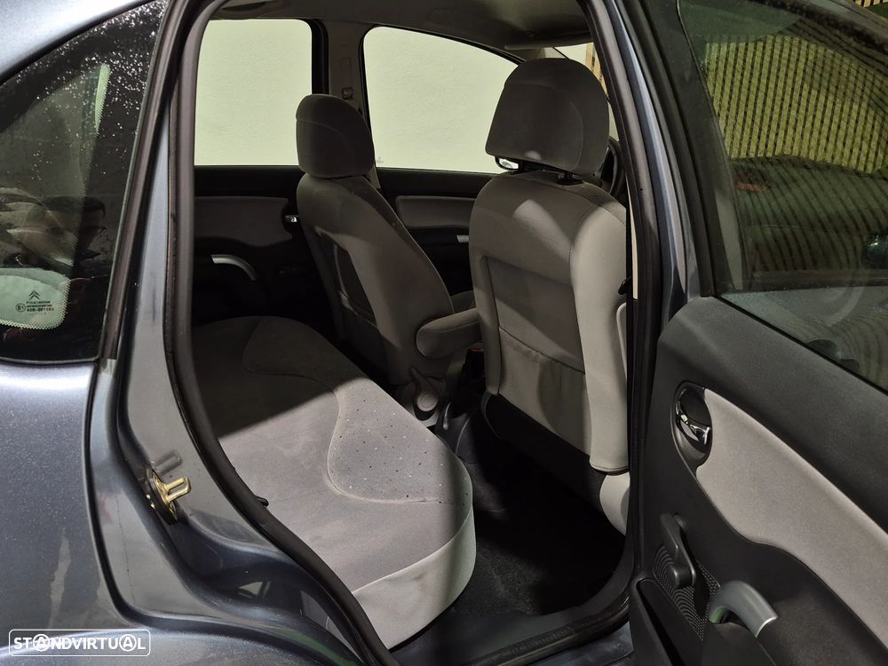 Citroën C3 1.1 SX + - 24