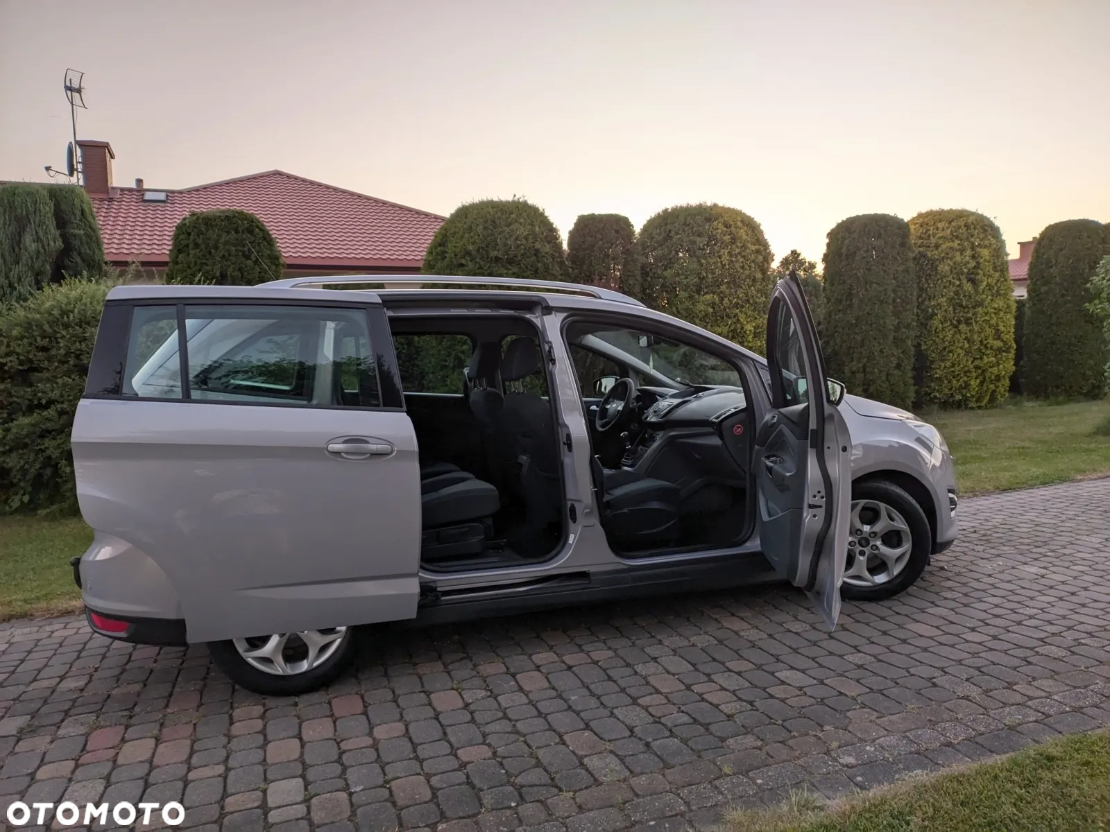 Ford C-MAX 1.6 TDCi Edition - 17