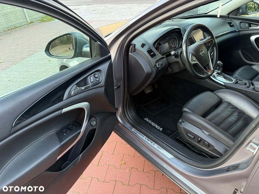 Opel Insignia - 17