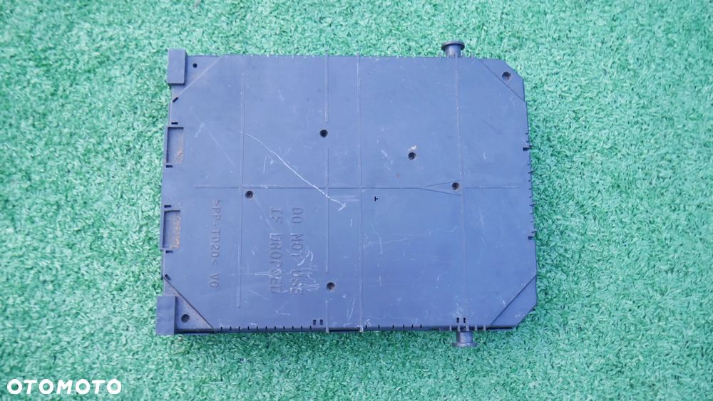 Sterownik komputer moduł Citroen jumpy 3 III  expert 3 III  proace 3  vivaro IV  2.0 E-HDI 1.6 HDI 9819851280  / 9822745880 - 6