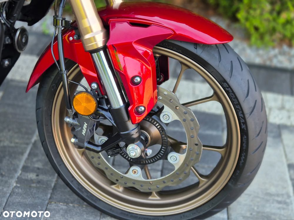 Honda CB - 11