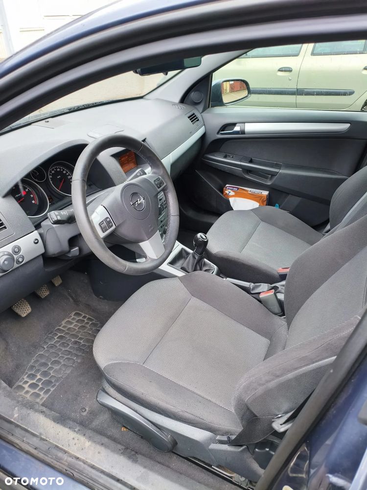 Opel Astra 1.6 Enjoy EU5 - 8