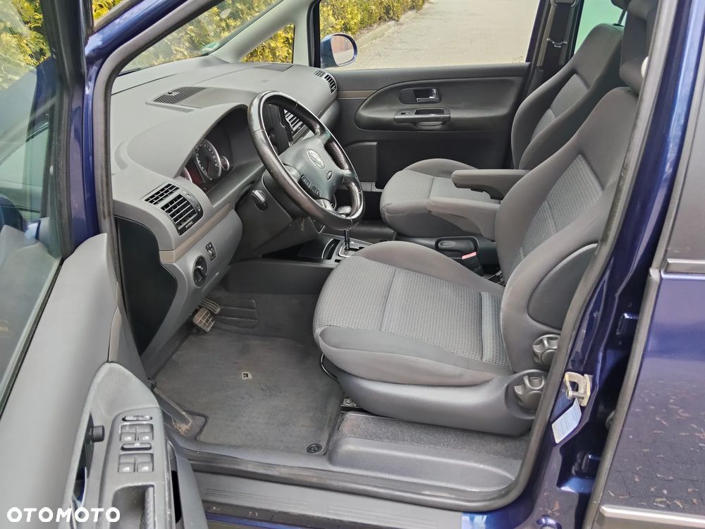 Volkswagen Sharan 2.8 V6 Automatik Highline - 5