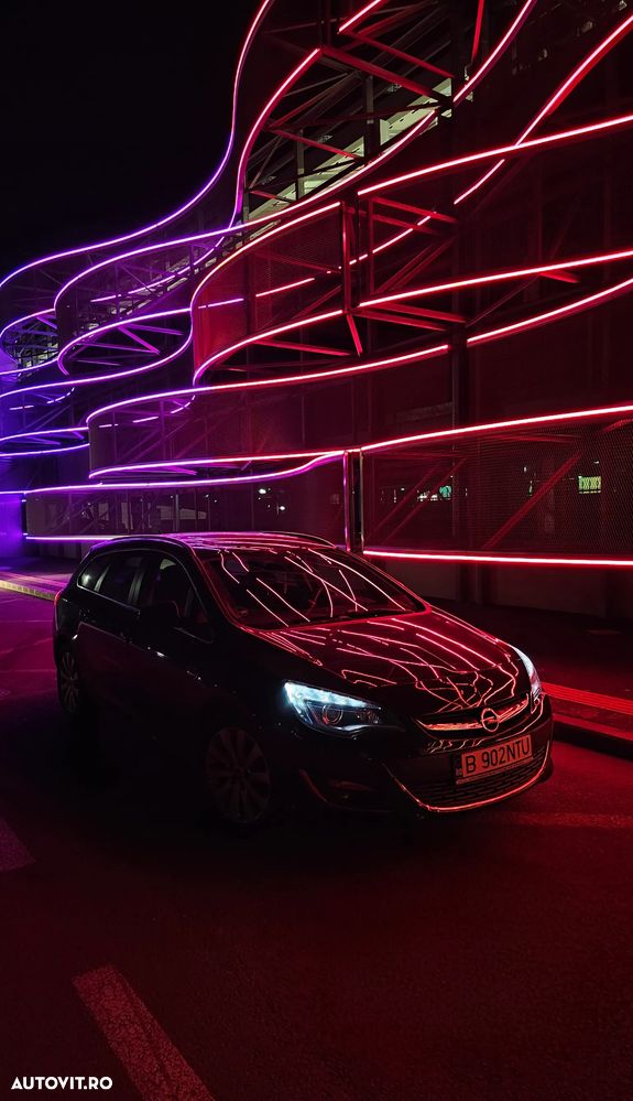 Opel Astra 1.6 CDTI DPF ecoFLEX TourerStart/Stop Selection - 1