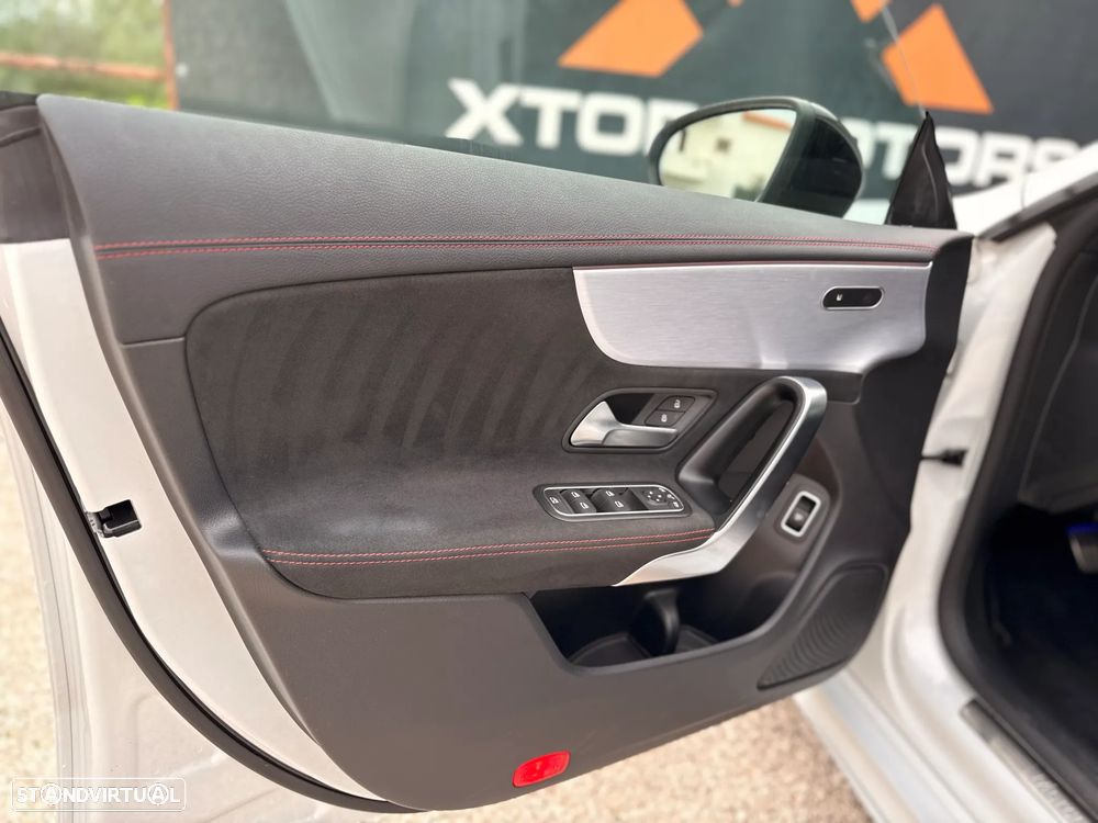 Mercedes-Benz CLA 180 d 7G-DCT AMG Line - 16