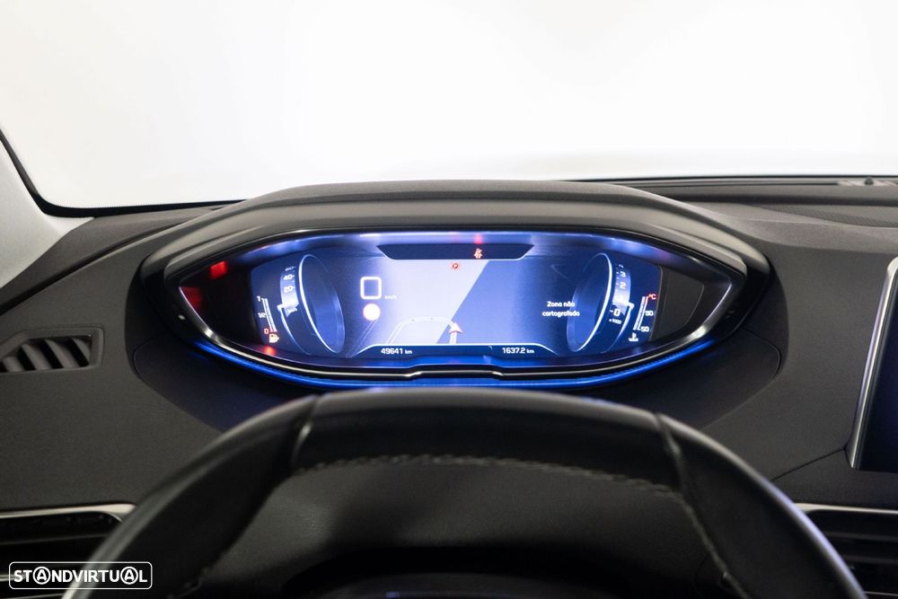 Peugeot 3008 1.2 PureTech Allure Pack - 29