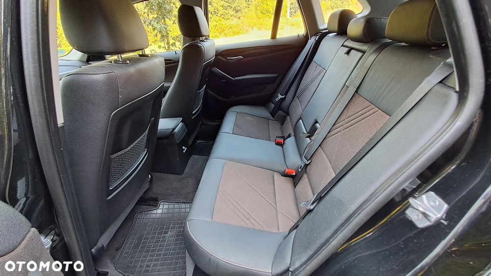 BMW X1 xDrive20d xLine - 9