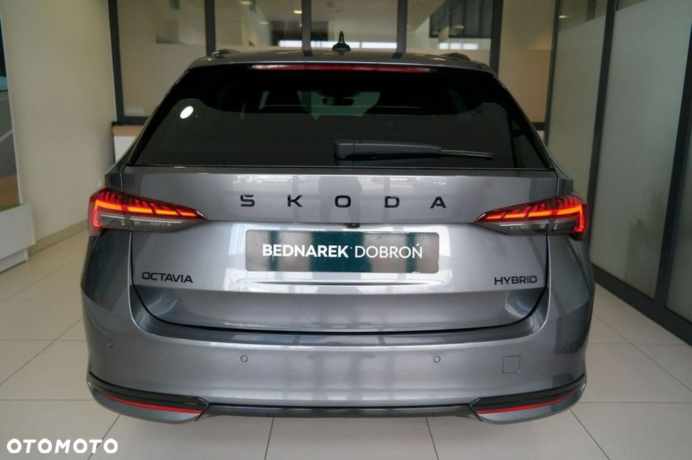 Skoda Octavia - 7