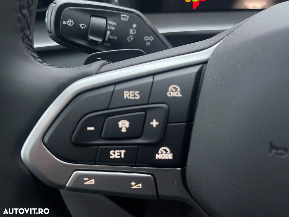 Volkswagen Tayron 1.5 eTSI DSG MHEV Life - 28