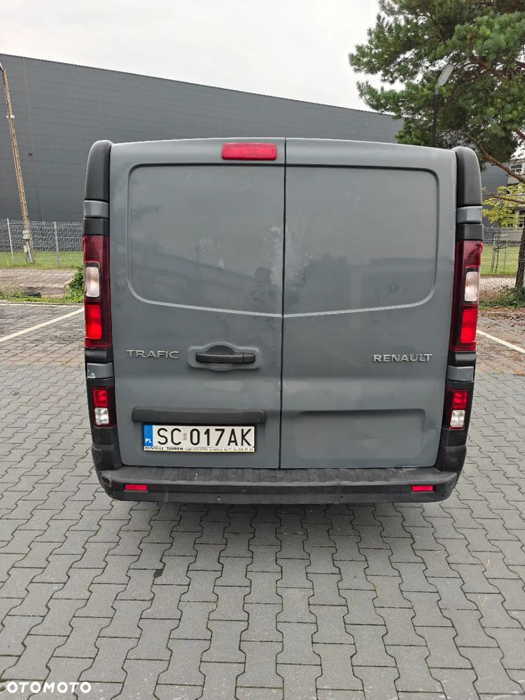 Renault Trafic - 8