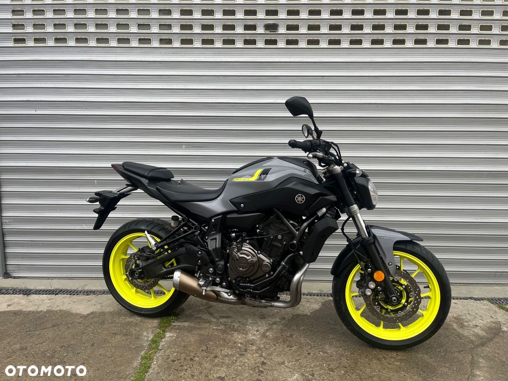 Yamaha MT - 26