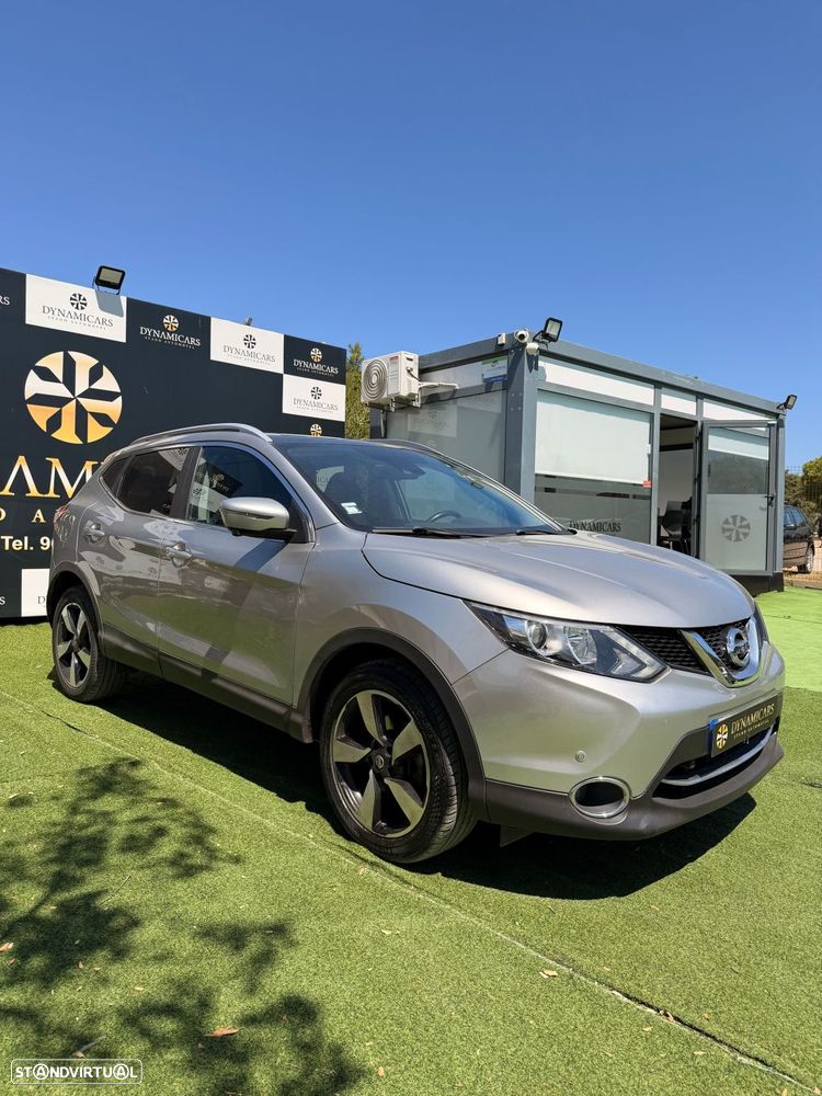 Nissan Qashqai 1.5 dCi N-Connecta - 2