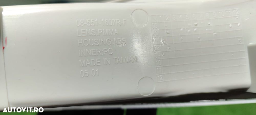 LAMPA SEMNALIZARE DREAPTA  HALOGEN RENAULT MASTER 2 / COD OEM 08-551-1607R-F / 04932392 1998-2003 (5G2) - 8