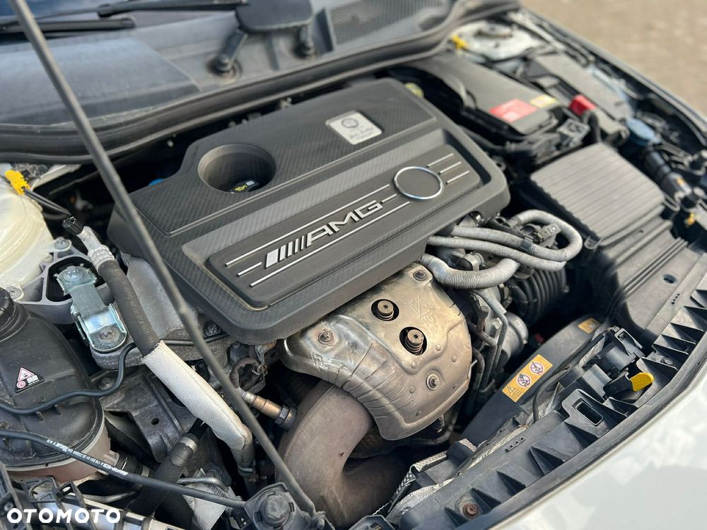 Mercedes-Benz CLA AMG 45 4-Matic - 23