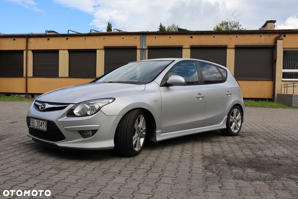 Hyundai i30 1.6 CRDi Classic + - 1