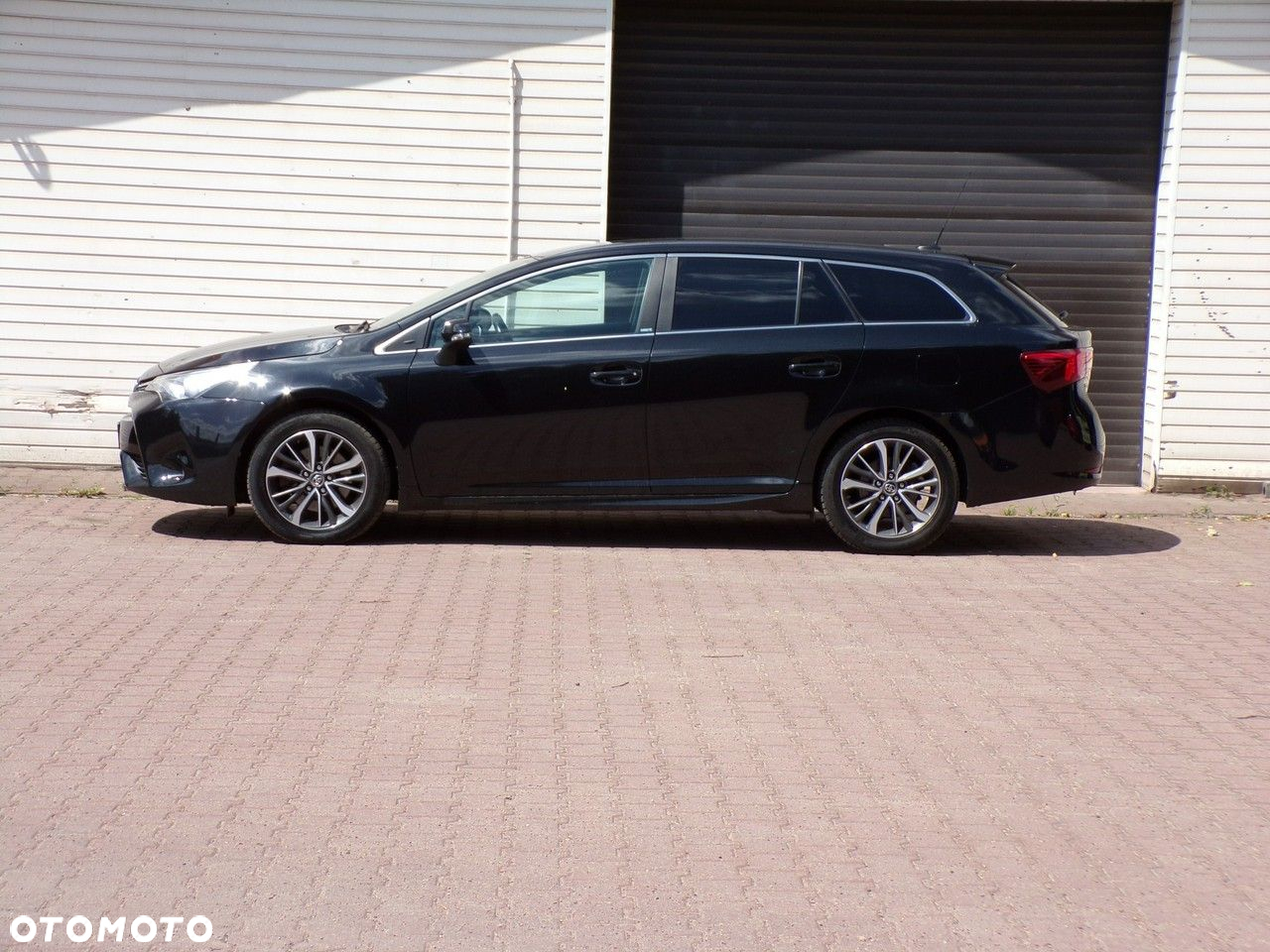 Toyota Avensis - 7