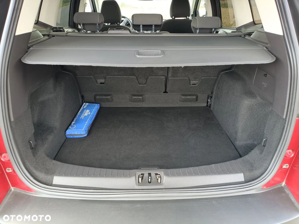 Ford Kuga - 18
