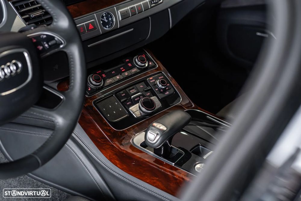 Audi A8 2.0 TFSi Hybrid Tiptronic - 16