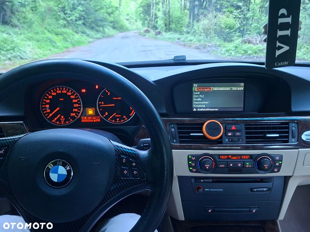 BMW Seria 3 320d - 22