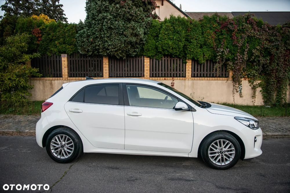 Kia Rio 1.2 Business Line Plus - 4