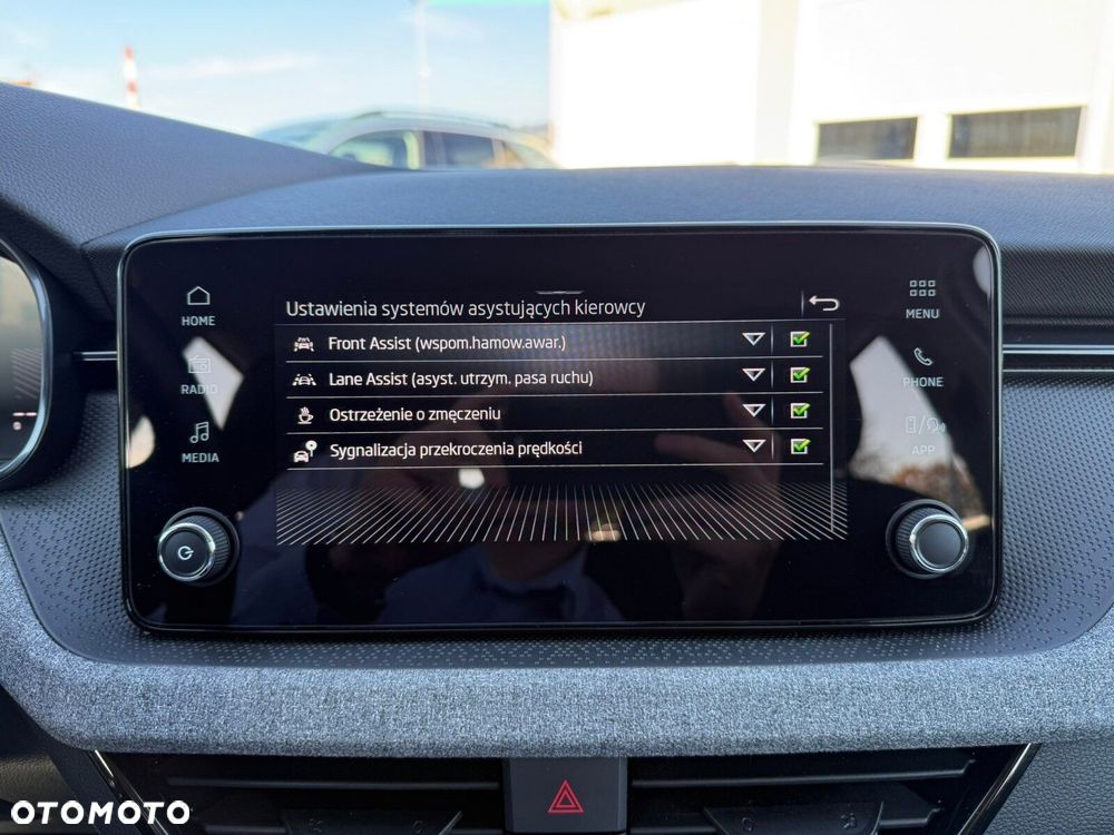 Skoda Scala 1.0 TSI Selection DSG - 18