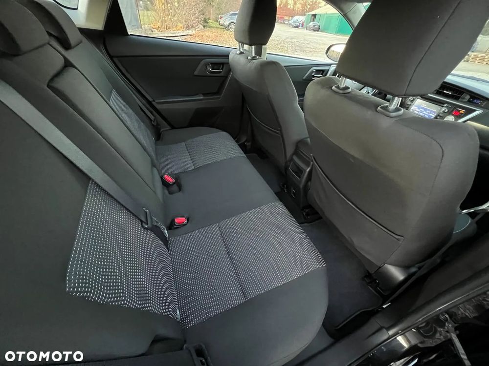 Toyota Auris 1.6 Dynamic - 16