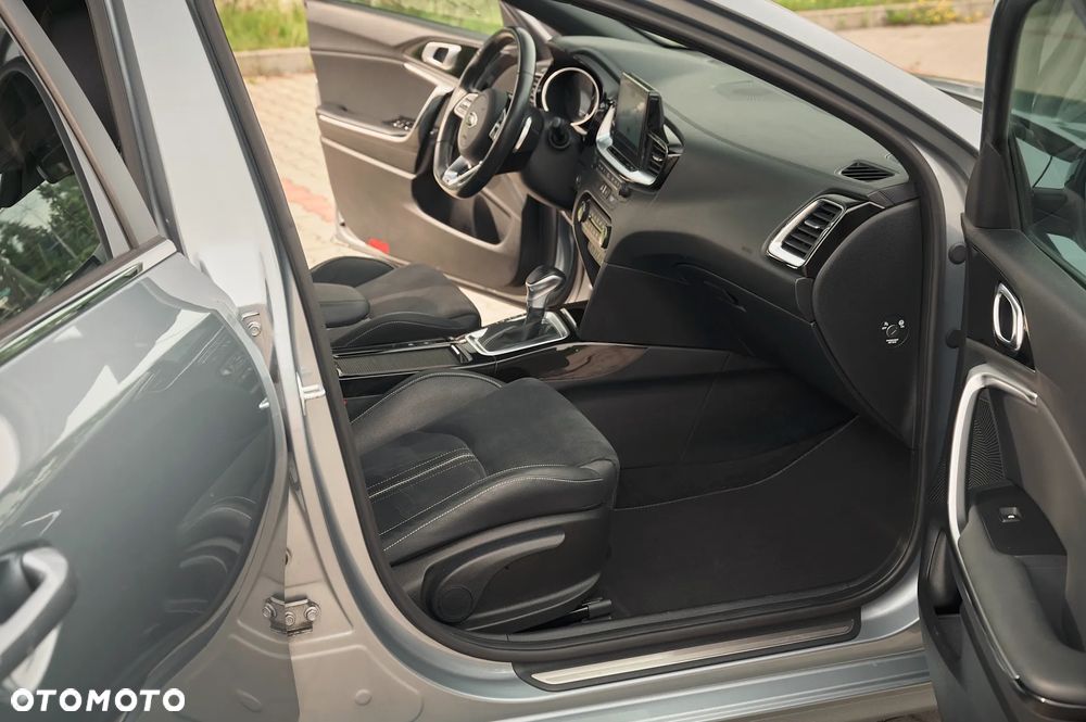 Kia Ceed 1.4 T-GDI DCT OPF GT Line - 18