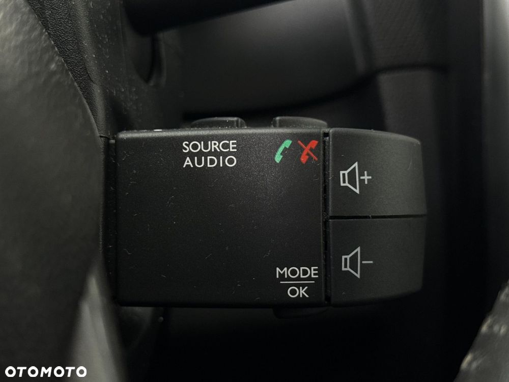 Renault Clio 0.9 Energy TCe Limited - 25