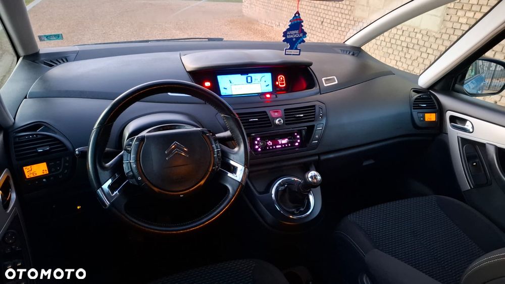 Citroën C4 Picasso - 11