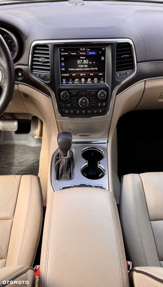 Jeep Grand Cherokee - 20
