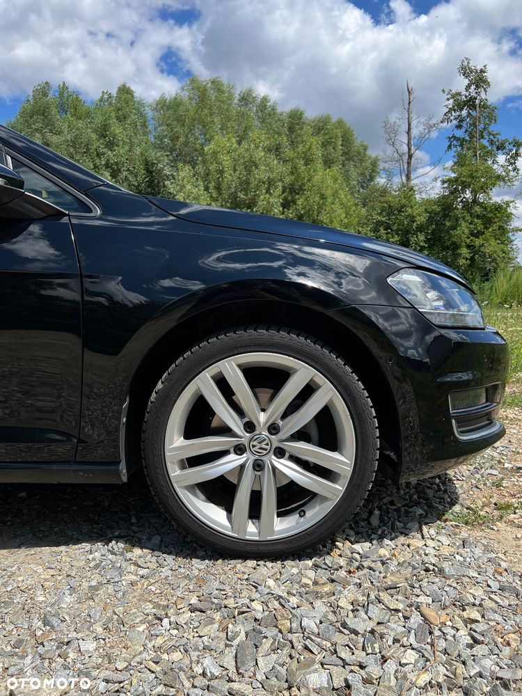 Volkswagen Golf - 11