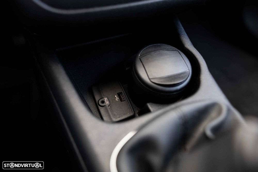 Fiat Punto 1.2 Lounge S&S - 46