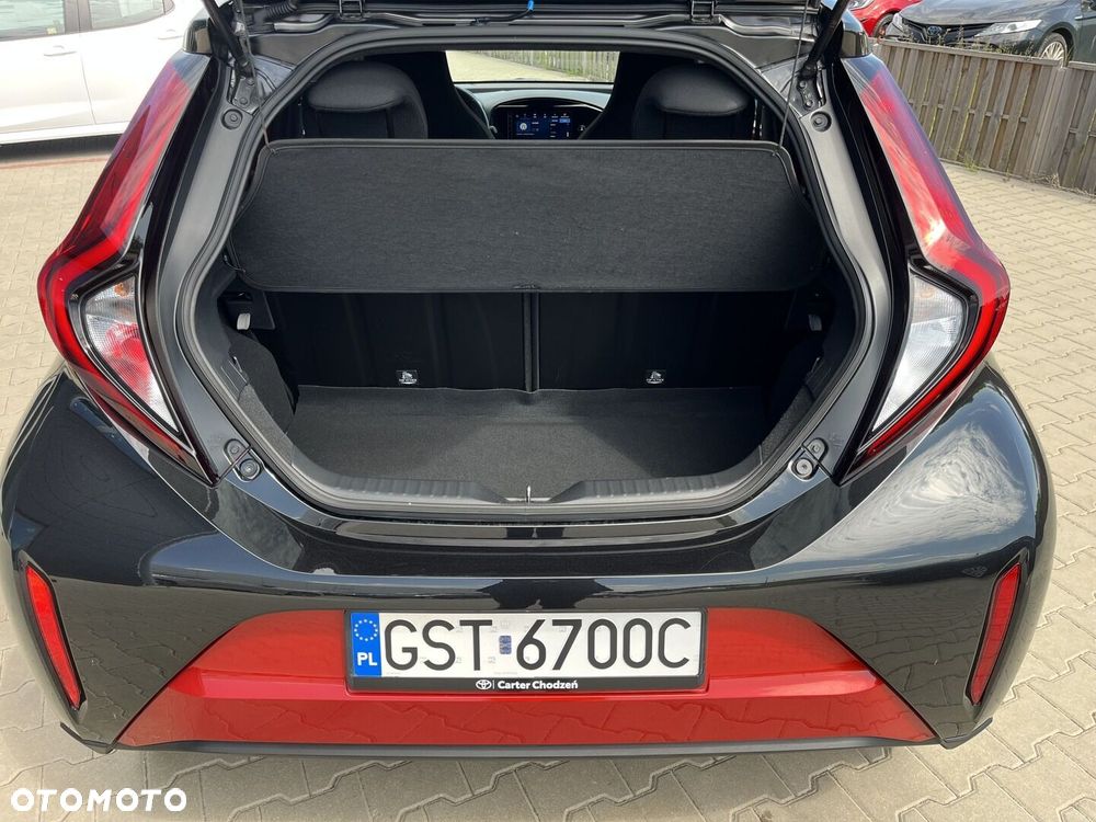 Toyota Aygo X 1.0 VVT-i Style CVT - 21