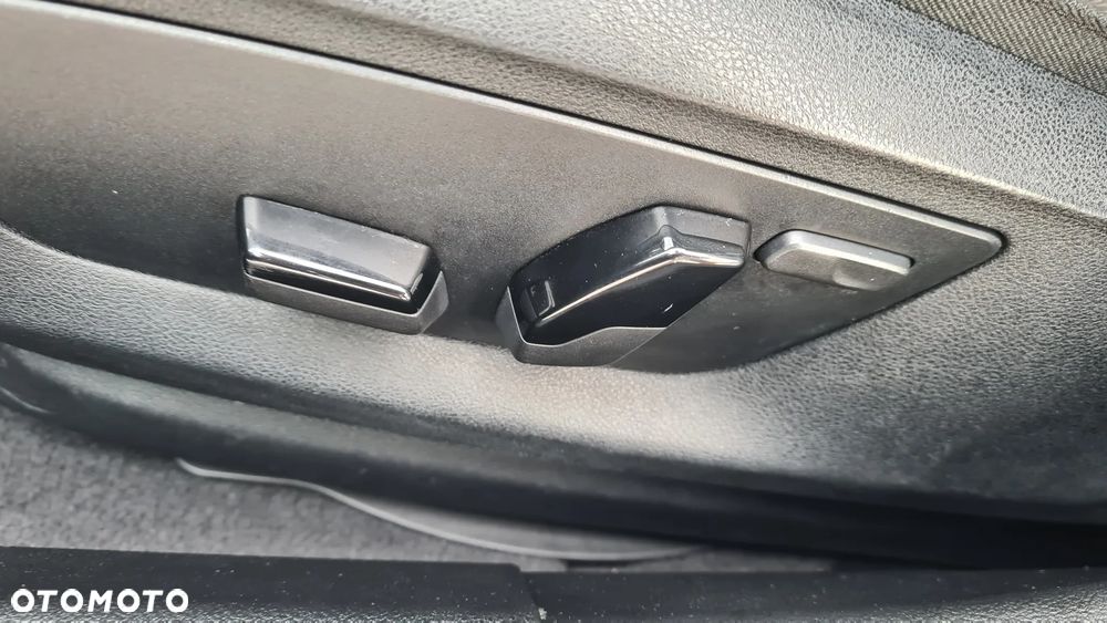 BMW Seria 5 520d mHEV M Sport sport - 17