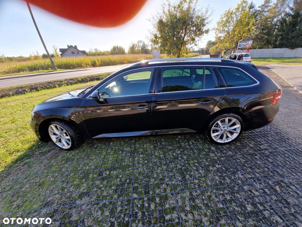 Skoda Superb 2016 photo 5