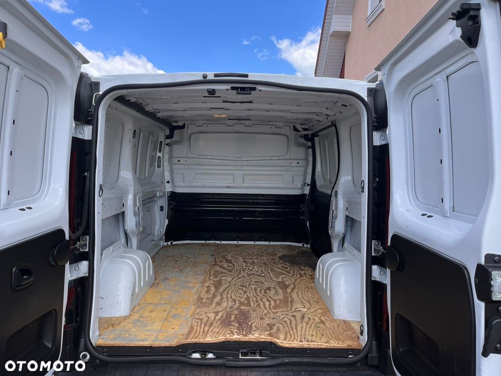 Renault Trafic - 14