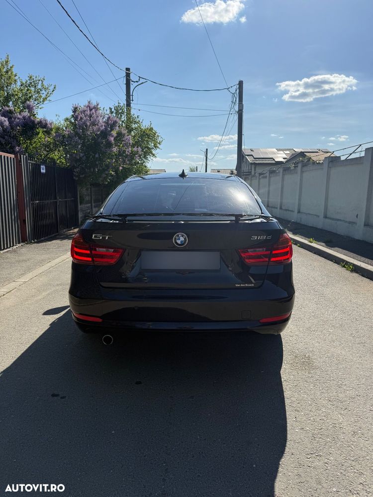 BMW Seria 3 318d - 3