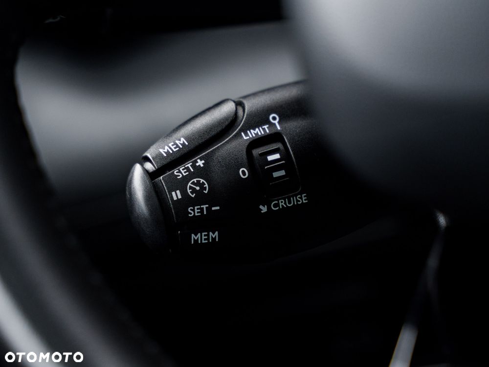 Citroën C3 Aircross BlueHDI 110 Stop & Start SHINE PACK - 31