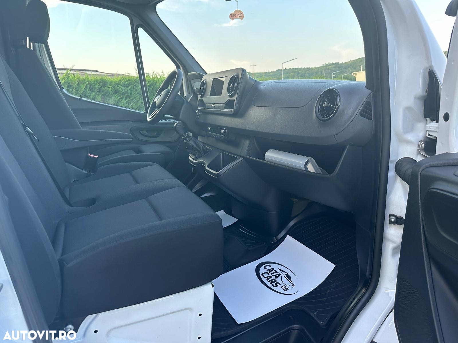 Mercedes-Benz Sprinter 319CDI  LUNG - 11