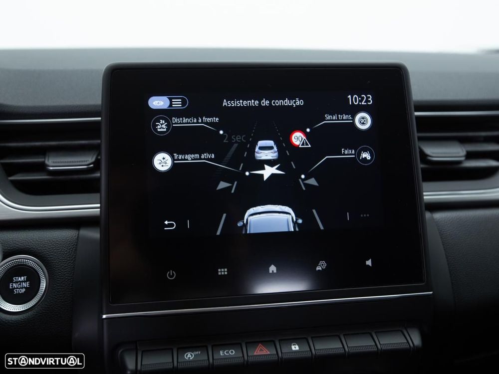 Renault Captur - 22