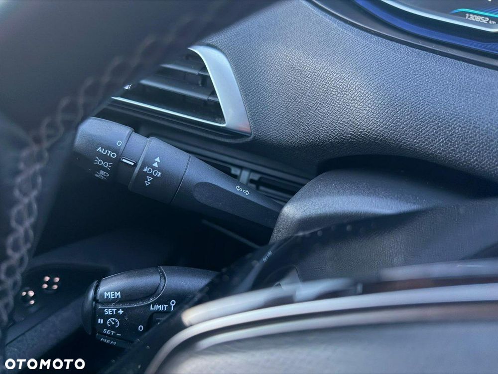 Peugeot 3008 - 20