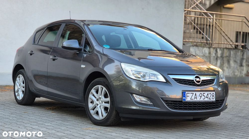 Opel Astra 1.4 Selection - 1