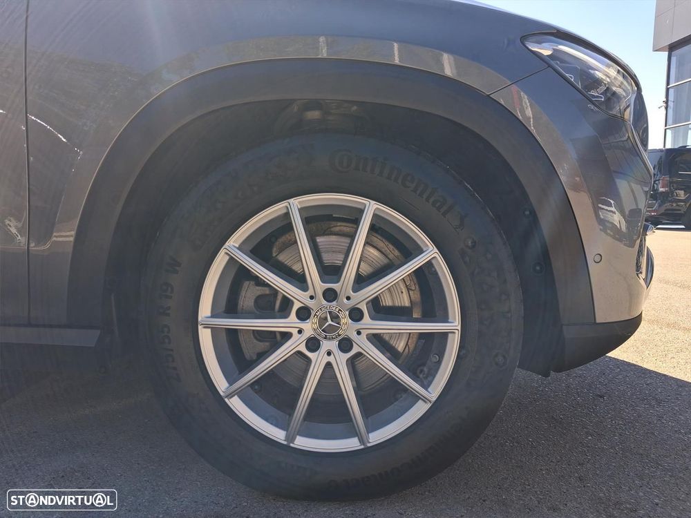 Mercedes-Benz GLE 300 d 4Matic - 4
