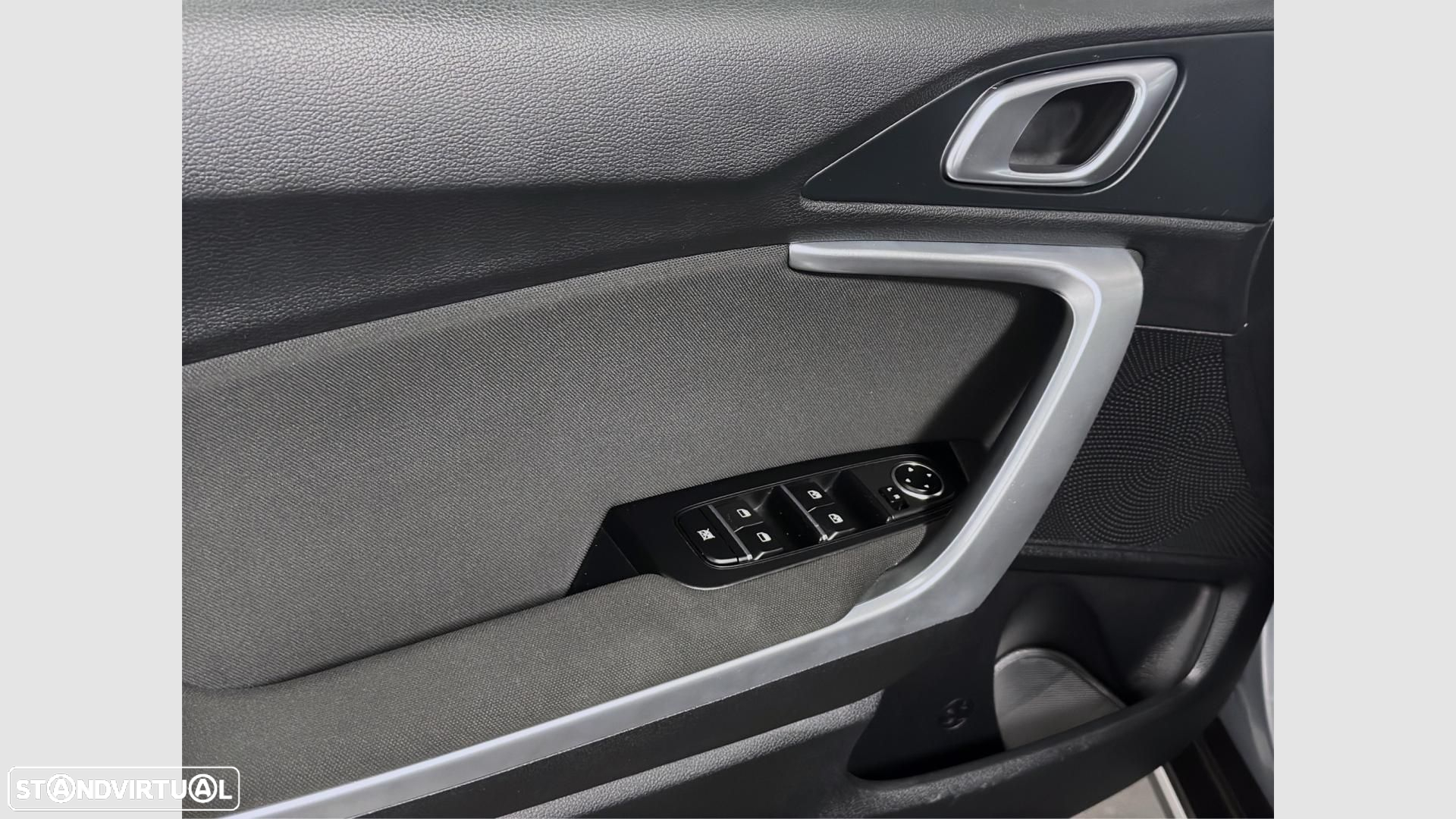 Kia XCeed 1.0 T-GDI Dynamic - 11