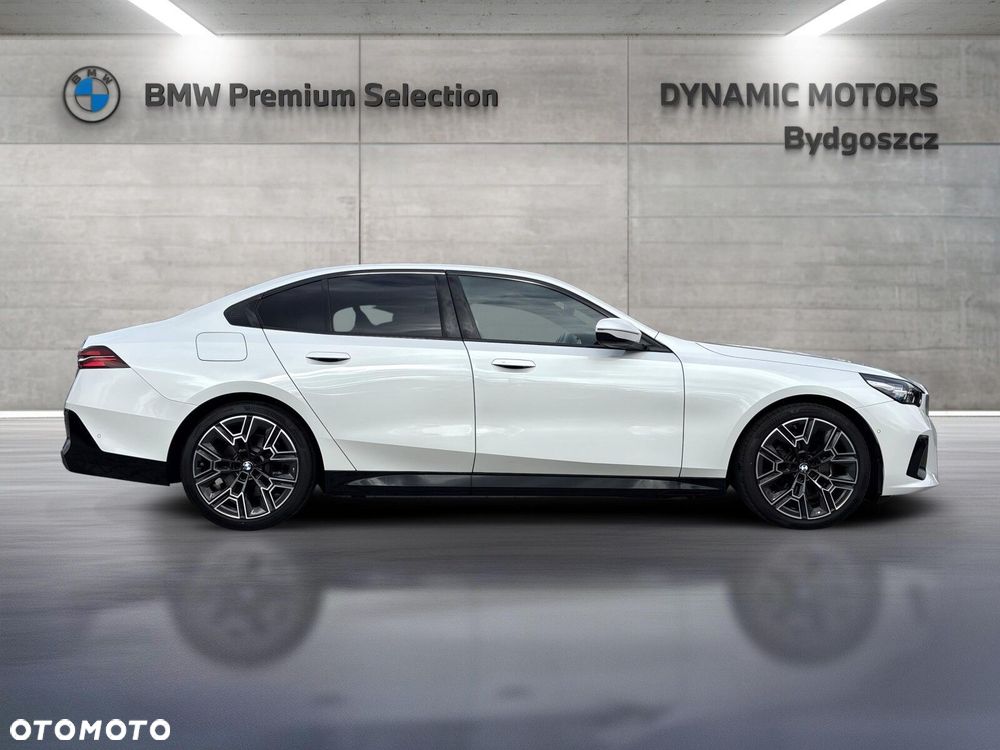 BMW Seria 5 520d xDrive mHEV M Sport - 7
