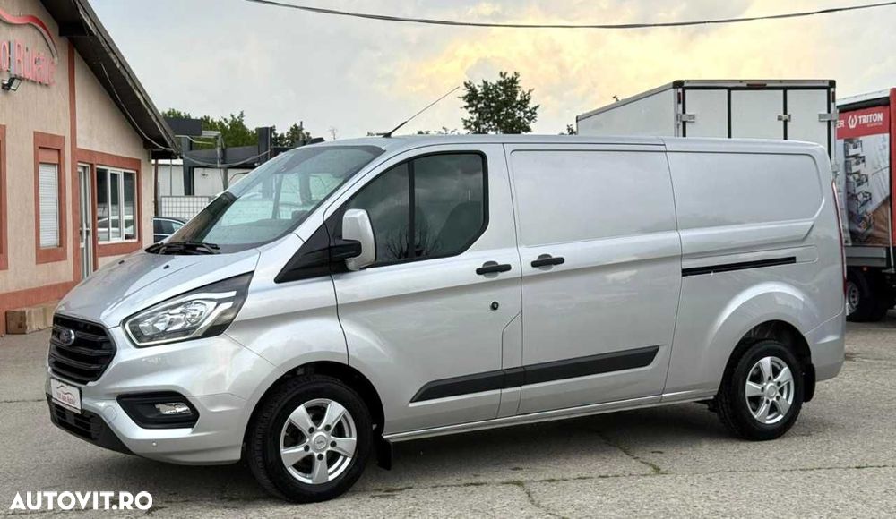 Ford TRANSIT CUSTOM - 4
