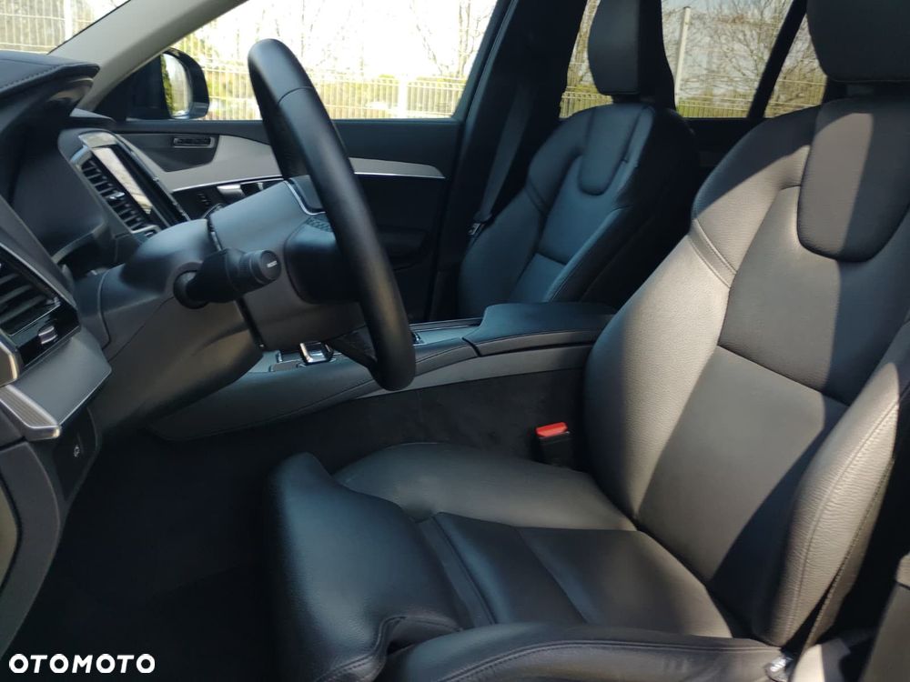 Volvo XC 90 - 17