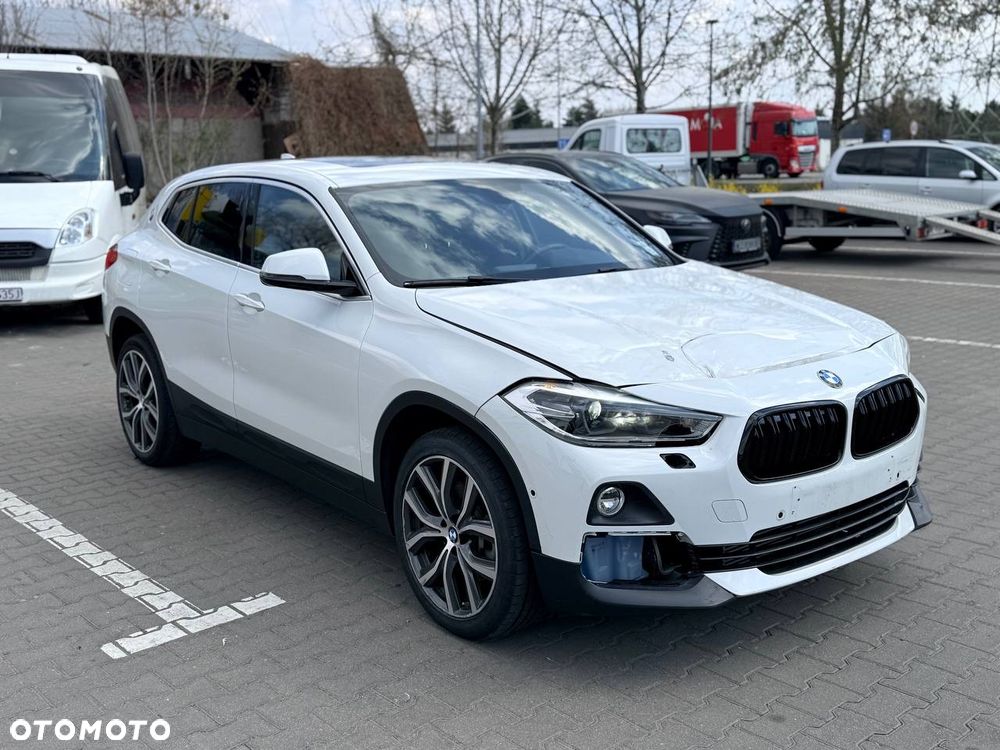 BMW X2 xDrive20i Advantage Plus - 7