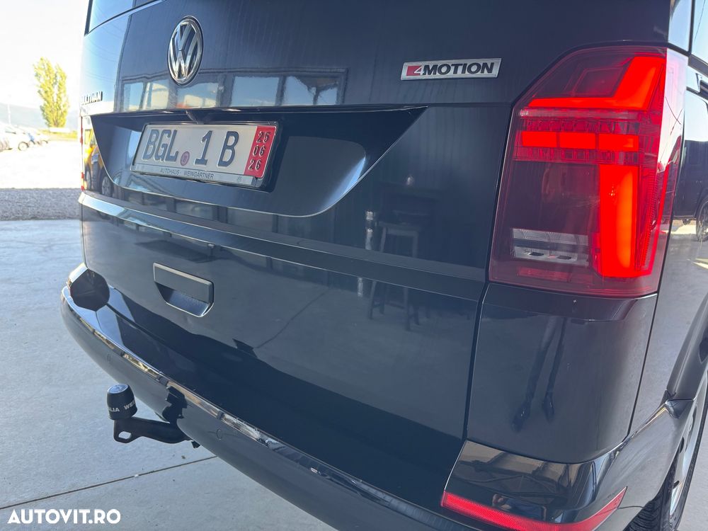 Volkswagen Multivan - 32