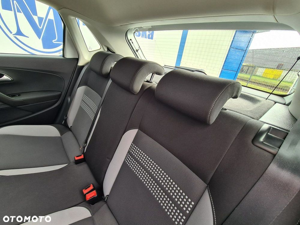 Volkswagen Polo 1.0 Comfortline - 18